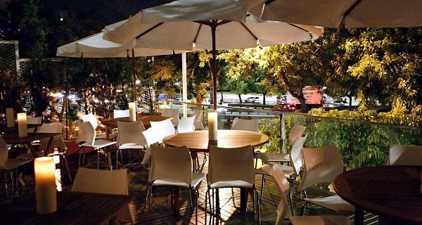 Alma Carioca Bar E Grill 02