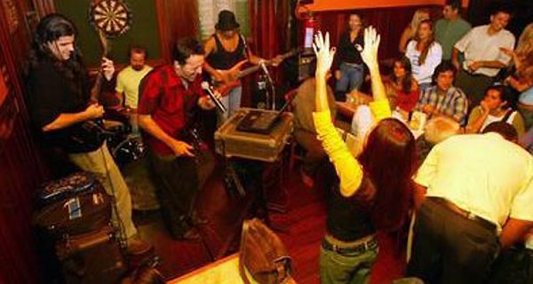 Big Ben Pub 02