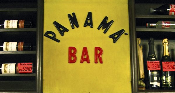 Panama Bar 01