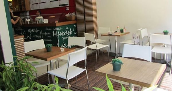 Mil Frutas Cafe 02