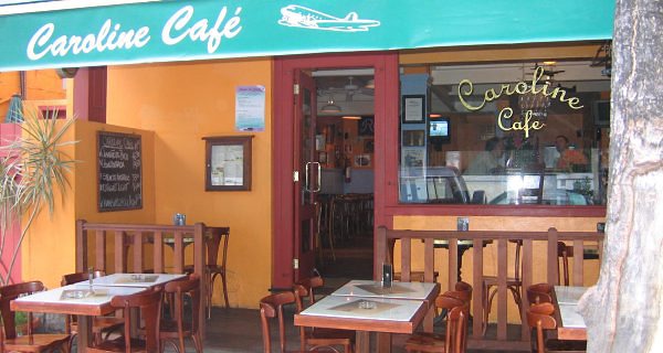 Caroline Cafe 01