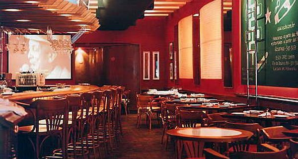 Esch Cafe Leblon 01